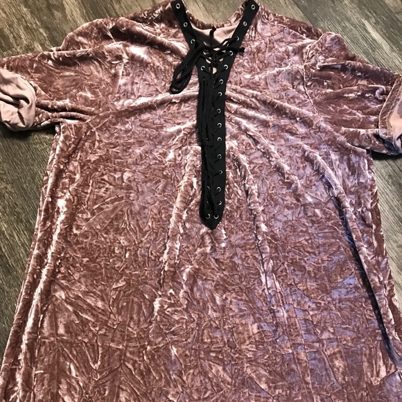 Cute dress Velvety Looking/feeling 😍 - Picture 2 of 8